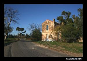 محطة القطار القديمة بين عين يوسف و الحناية