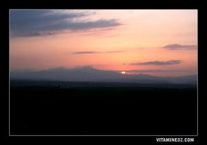 غروب الشمس على جبال الطراراس