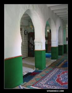 منظر داخلي لمسجد بطيوة بعين الحوت (ولاية تلمسان)