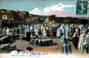 MOSAGANEM...LE MARCHER