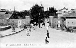 MOSAGANEM....PORTE DE MASCARA