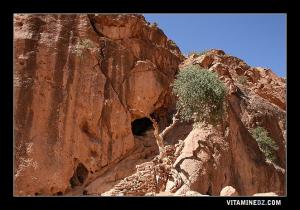 خلوة سيد أحمد المجدوب بجبل الشماريخ (بلدية عين ورقة ـ ولاية نعامة)