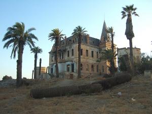 قصر بيرين بمدينة سيدي بلعباس (الفترة الإستعمارية)