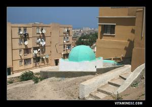 ضريح سيدي الحراق المدفون بجوار سيدي بلقاسم بمدينة مزغران (ولاية مستغانم)