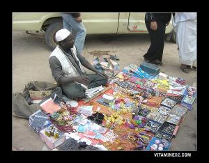 بائع الحلي و الإسوار بوعدة سيدي ناصر