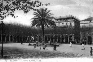 الساحة المركزية لمدينة البليدة (الفترة الإستعمارية)