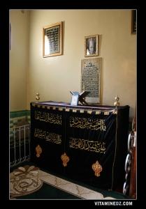 قبر الشيخ مهدي بن تونس