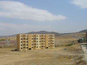 مباني جديدة بين الجامعة و وسط مدينة الحامة