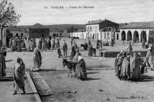 ساحة السوق بمدينة الجلفة (الفترة الإستعمارية)