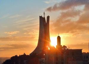 مقام الشهيد بالجزائر العاصمة