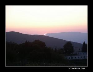 غروب الشمس على غابة زاريفت (ولاية تلمسان)