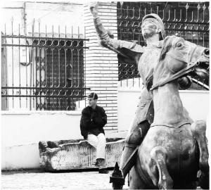 تمثال جان دارك (الفترة الإستعمارية)