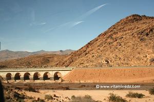Nouvelle ligne ferroviaire à la sortie de Moghrar
