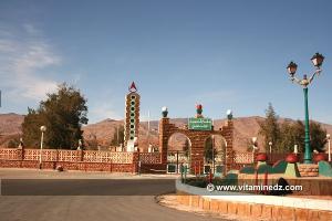 Monument aux Martyrs Oum El Manatik, à Djniene Bourazg