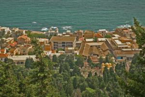 المقبرة المسيحية بحي بولوغين (الجزائر العاصمة)