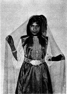 الزي التقليدي لفتاة من قسنطينة سنة 1902