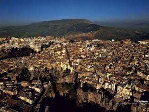 منظر شامل لمدينة قسنطينة