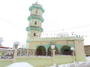 مسجد تيزي أوغلاد تحت الثلوج