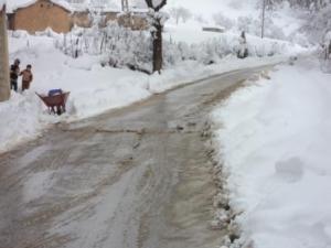 أحياء تيزي أوغلاد تحت الثلوج