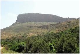 منظر طبيعي لجبل تيدغ