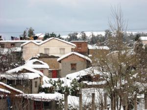 قرية  تاڨرسيفت  تحت الثلوج