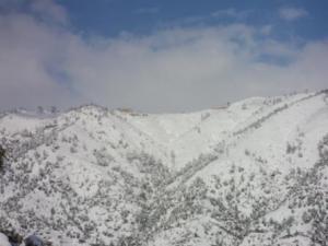 منطقة  المروج  تحت الثلوج