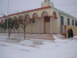 مدينة معمورة تحت الثلوج