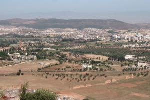 صورة مأخوذة من أعالي  لالة ستي   لبلدية منصورة