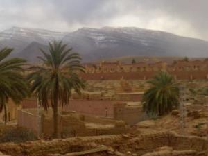 سحابة ثلجية تقترب من مدينة بوسمغون