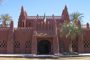 Oasis Rouge à  Timimoun (Wilaya d'Adrar)