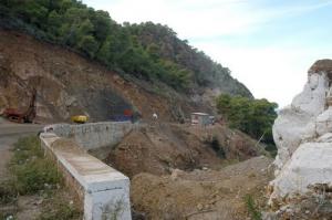 Travaux d'élargissement du tunnel de Beni Haoua (Wilaya de Chlef)