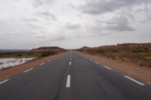 Autoroute menant à Garet El Hmam (Wilaya de Laghouat)