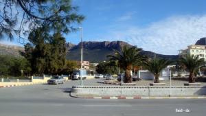 Vers lycée  Ferhati Hmida