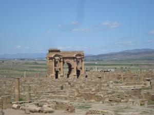La Grande Arche Romaine de Timgad