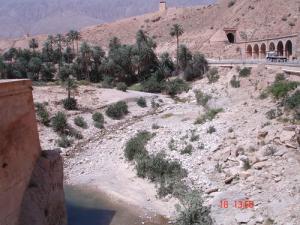 Les Gorges route Batna -Biskra