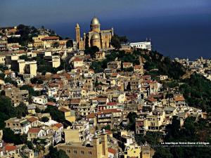 صورة للكنيسة الكبيرة (الجزائر العاصمة)