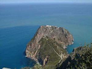 Le Rocher monumental de Cap Carbon