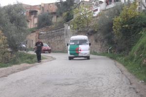 Aux abords de la ville