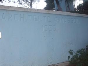 المسبح البلدي لمدينة  سور  في الفترة الإستعمارية (1960)