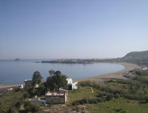 Vue sur la plage de Boulimate