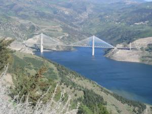 جسر بلدية بني هارون