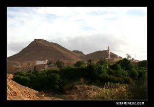 El Hamel, La zaouia à gauche, la mosquée à droite