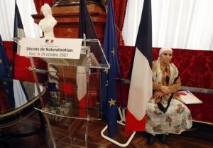 A woman from the Maghreb (Morocco, Algeria, Tunisia) attends