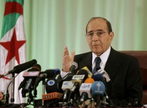 Algeria's Interior Minister Noureddine Yazid Zerhouni speaks during a