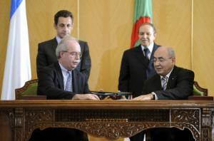 Total general director Christophe de Marjerie (L), CEO Sonatrach
