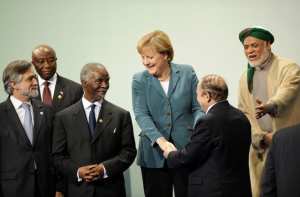 (From L-R) Liberia's Vice-President Joseph Boakai,Portugal's Foreign Minister, whose
