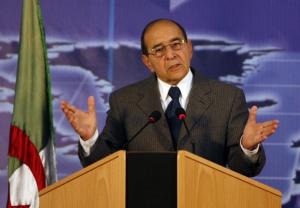Algeria's Interior Minister Yazid Zerhouni speaks during a news