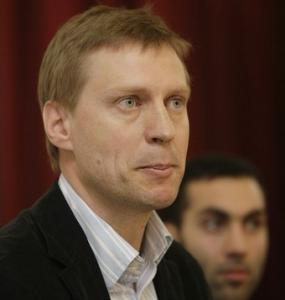 Dr. Wolfgang Antosch (L), half-brother, and Bernhard Ebner (R),