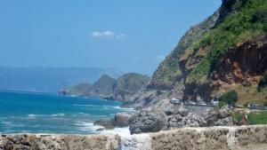 Le bleu irréel de la mer à  Béjaia