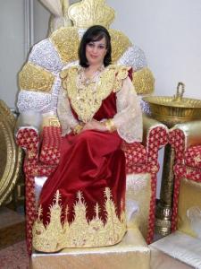 لباس تقليدي لعروسة من مدينة عنابة